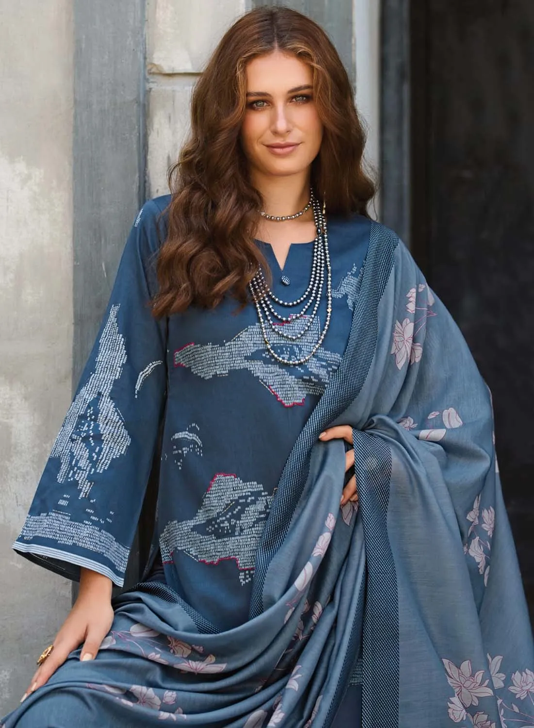 Women Pure Cotton Blue Unstitched Suit Material with Muslin Dupatta