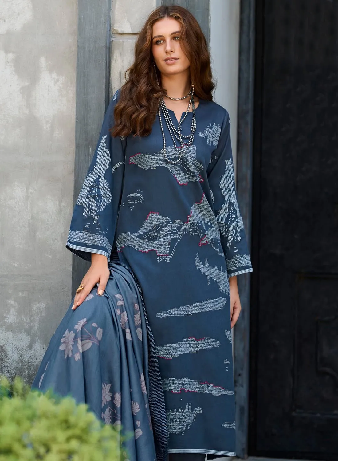 Women Pure Cotton Blue Unstitched Suit Material with Muslin Dupatta
