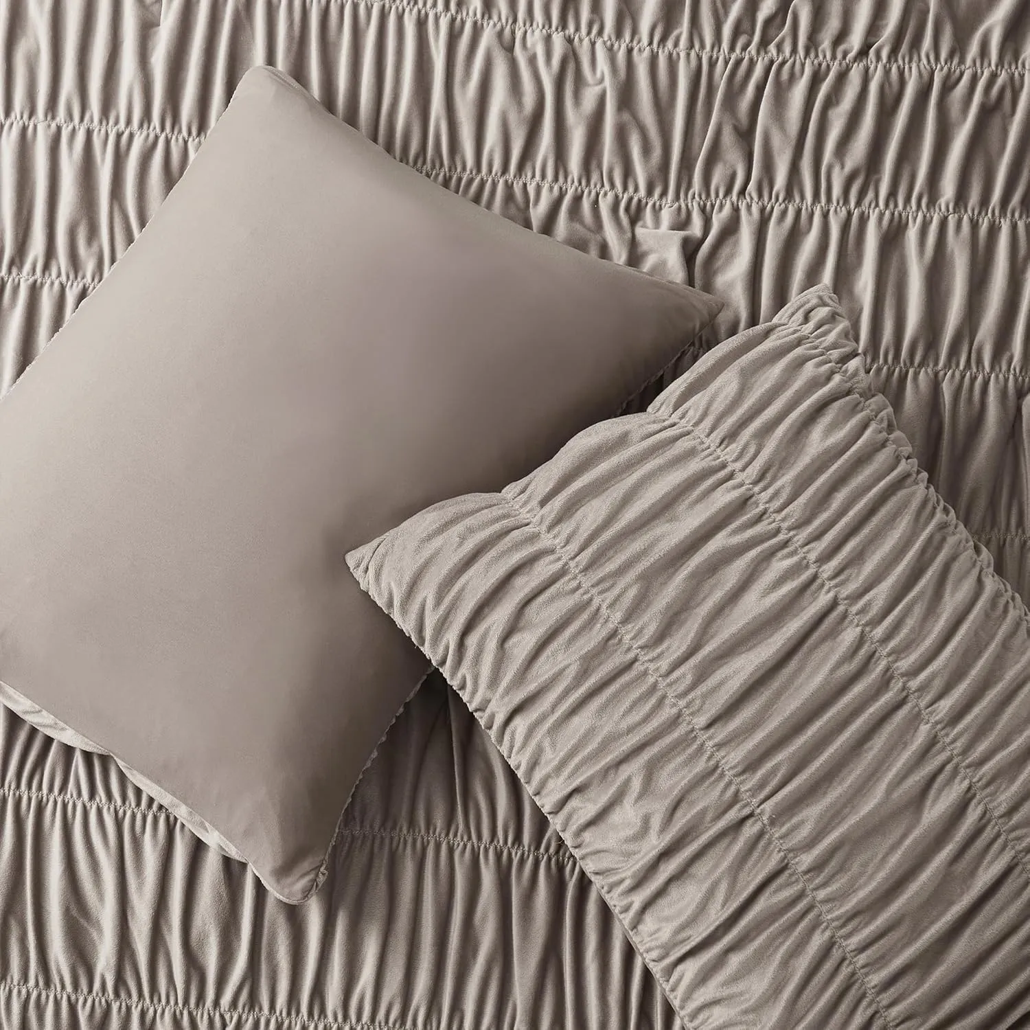 Wonderful Luxury Ruched Velvet Quilt Set Queen Size Light Brown Lightweight Comforter with Shams, Boho Bedding Crinkle Striped Bedspread Shabby Chic Coverlet Fluffy Blanket for All Season