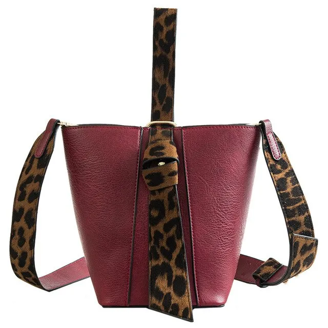 Woven Handbag Shoulder-Bag Beach-Bag Bohemian Designer Casual Pu Flap Hemp-Rope Hollow-Net