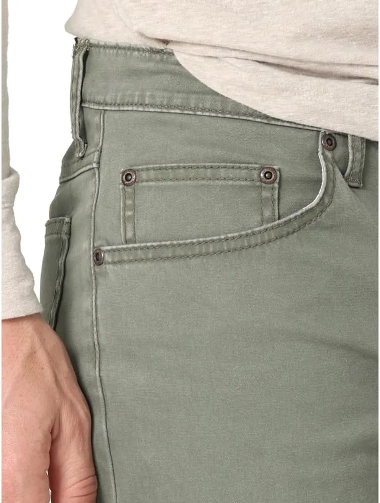 Wrangler Authentics Men's Slim Fit Straight Leg Jean