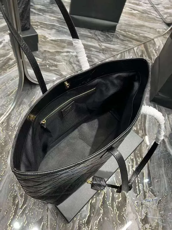Yves User-friendly Saint Laurent - Refined Bags